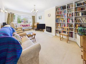 LOUNGE- click for photo gallery